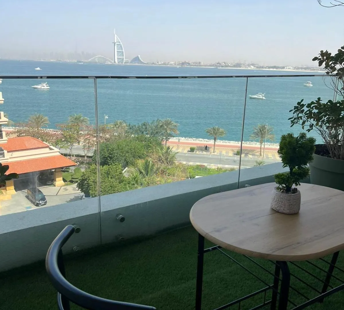 Apartamento Cozy Home With Beach Access In Palm Jumeirah Dubái Emiratos Árabes Unidos